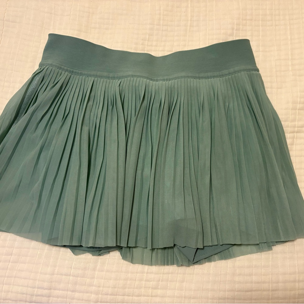 Lululemon Athletica Teal Mini Skirt